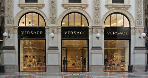 versace store front